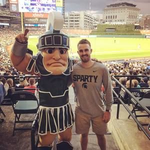 Meet your Posher, Colin